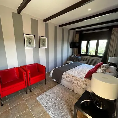 A Lastrina Hotel Trives