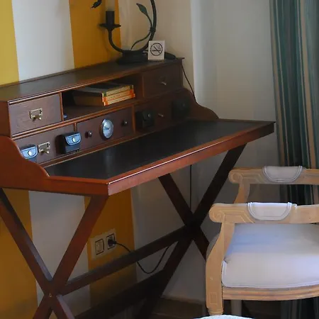 A Lastrina Hotell
