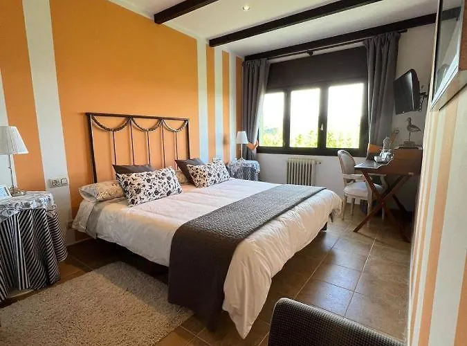 A Lastrina Hotel *